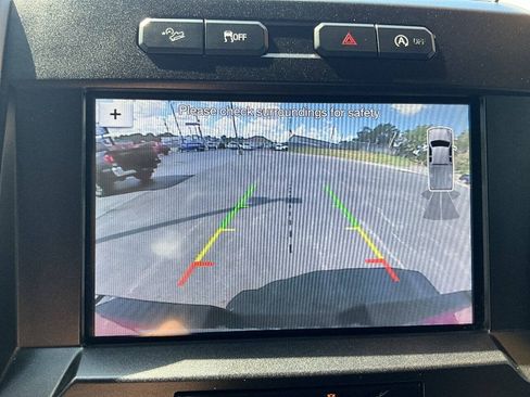 Used 2019 Ford F150 XLT w/ Equipment Group 302A Luxury AWD/4WD image 12