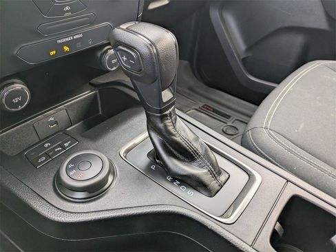 Used 2019 Ford Ranger XLT image 11