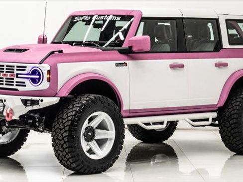 Used 2025 Ford Bronco RETRO image 1