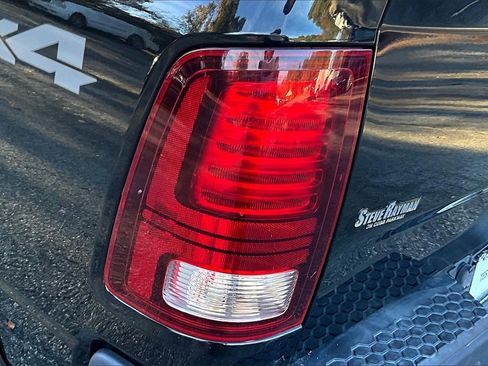 Used 2019 RAM 1500 Classic Warlock image 21