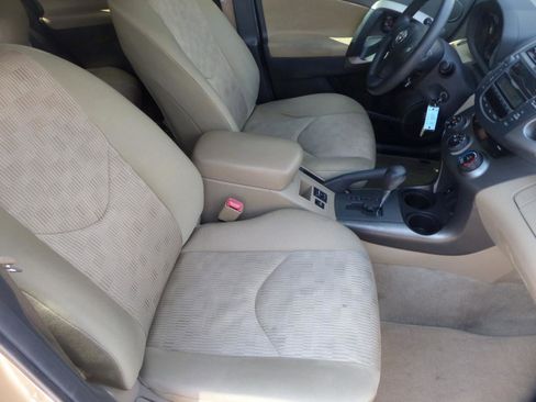 Used 2011 Toyota RAV4 2WD w/ Base L4 Extra Value Pkg image 16