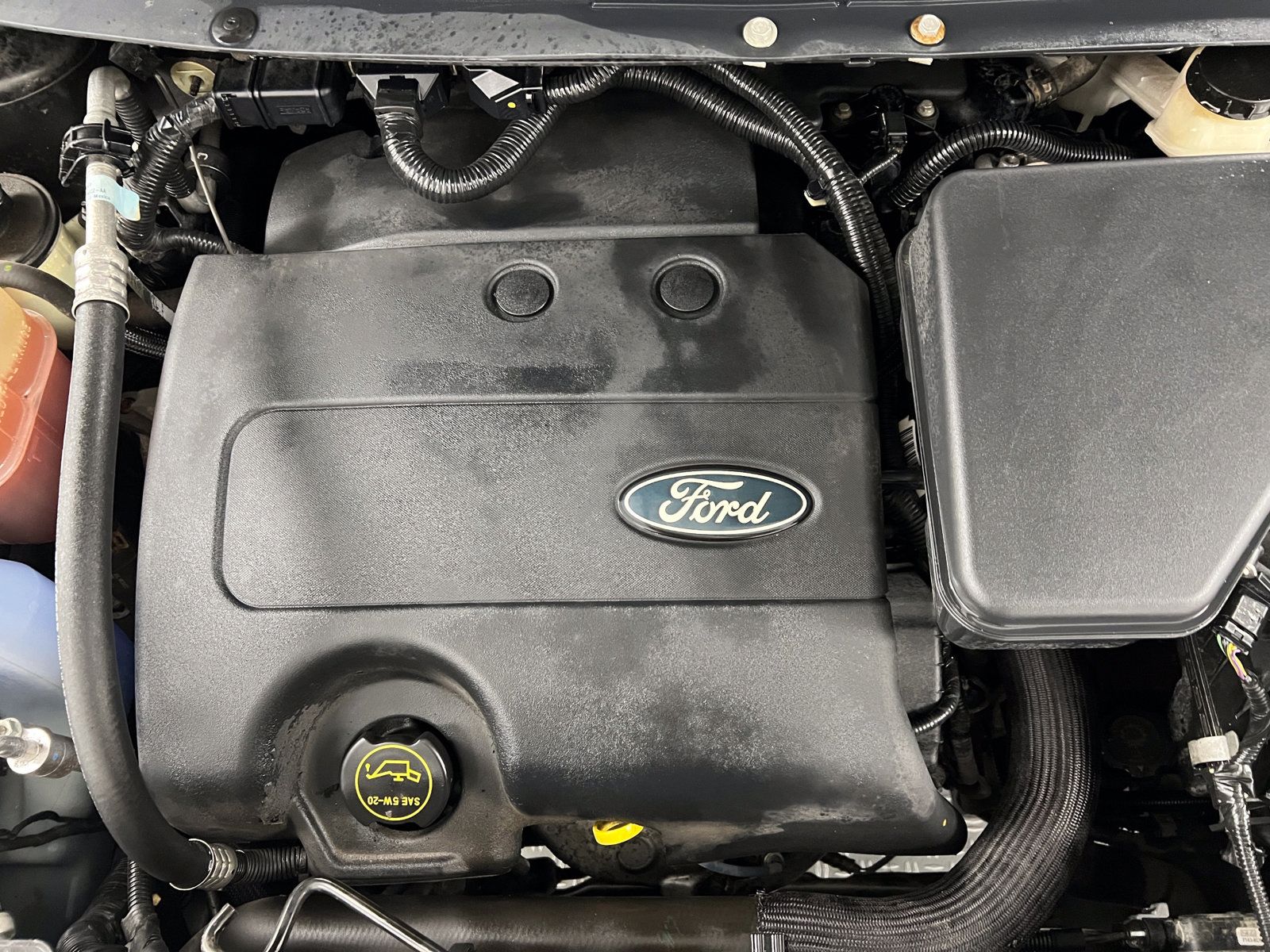 Used 2014 Ford Edge SEL w/ Equipment Group 205A AWD/4WD image 41