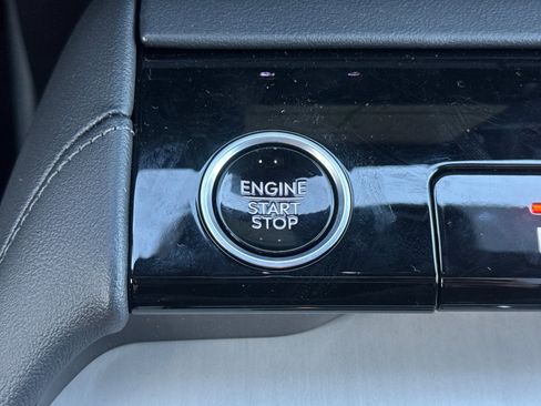 New 2025 Lincoln Navigator L Reserve w/ Jet Appearance Package image 21