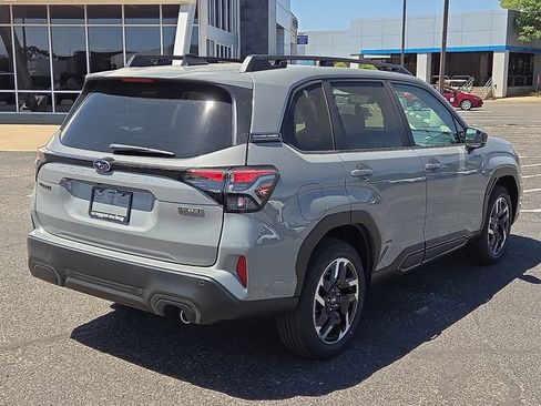 New 2026 Subaru Forester Touring AWD/4WD image 4