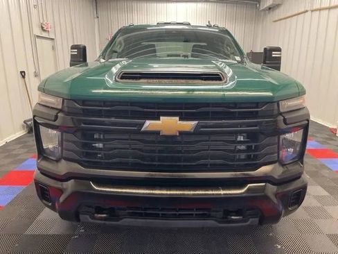 Used 2024 Chevrolet Silverado 3500 W/T image 7