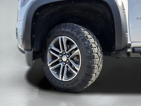 Used 2019 Chevrolet Colorado LT image 38