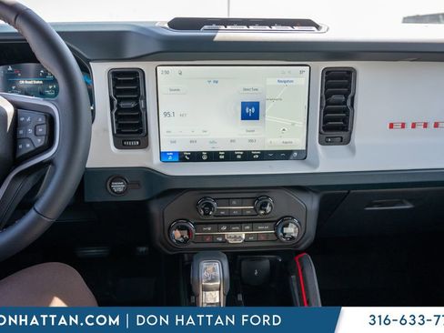 New 2026 Ford Bronco Heritage Edition AWD/4WD image 8