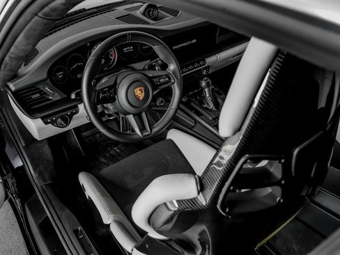 Certified 2022 Porsche 911 GT3 RWD image 15