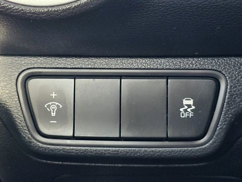 Used 2023 Kia Forte LXS FWD image 22