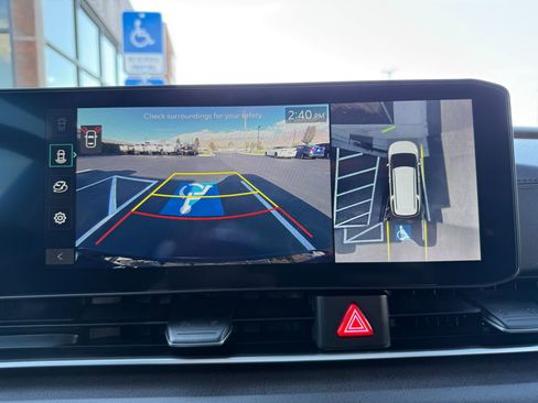 Used 2025 Kia Carnival SX image 13