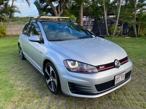 Used 2016 Volkswagen GTI Autobahn w/ Lighting Package (SEL) FWD image 19
