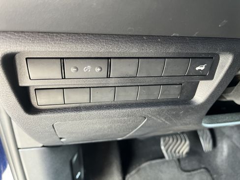 Used 2025 Mitsubishi Outlander SE AWD/4WD image 20