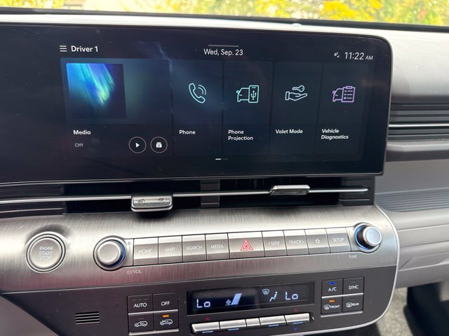 Used 2024 Hyundai Kona SEL AWD/4WD image 5