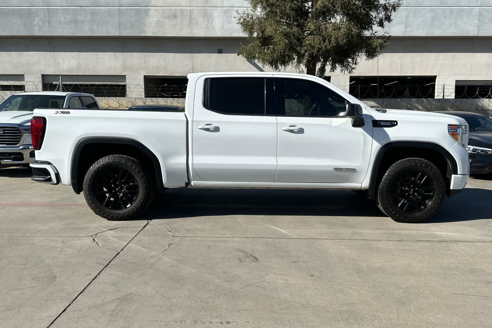 Used 2022 GMC Sierra 1500 Elevation AWD/4WD image 20