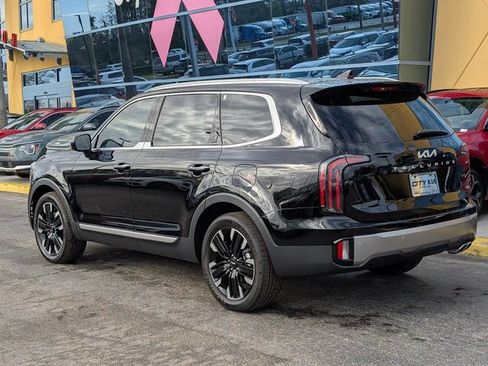 Certified 2025 Kia Telluride SX Prestige AWD/4WD image 4