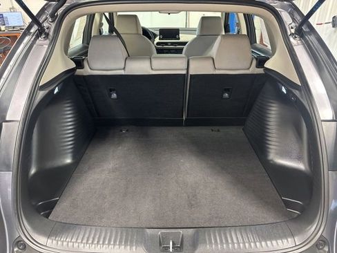 Certified 2024 Honda HR-V LX image 22