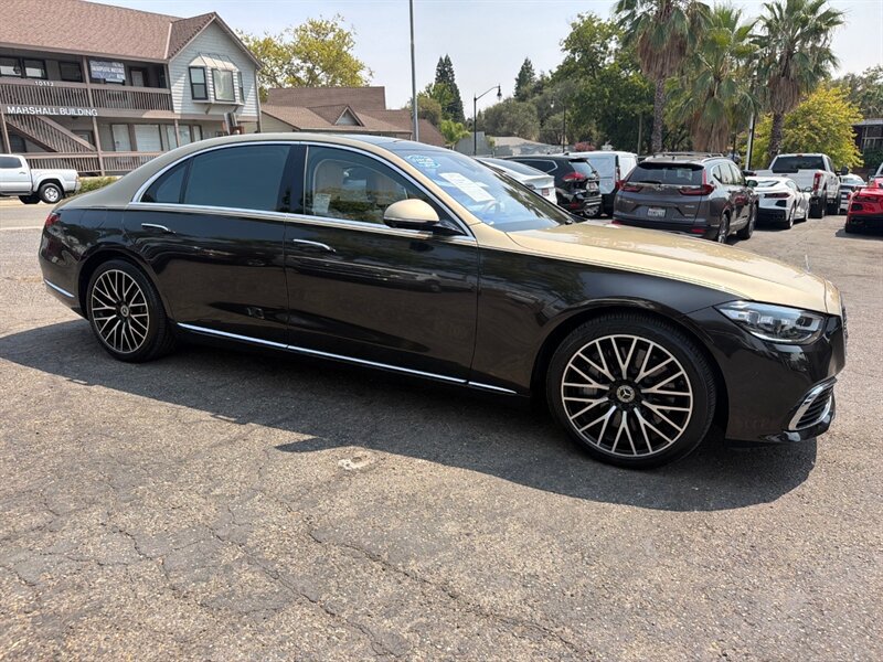Used 2022 Mercedes-Benz S 500 4MATIC image 6