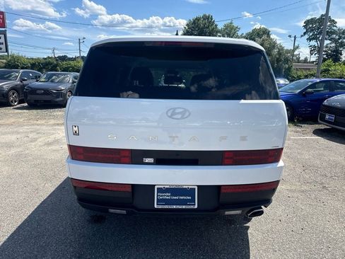Used 2025 Hyundai Santa Fe SE AWD/4WD image 6