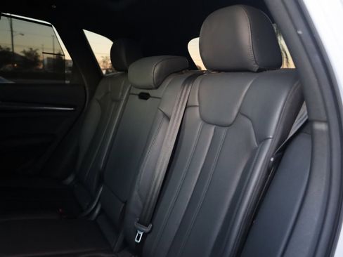 Used 2019 Audi SQ5 Prestige image 14