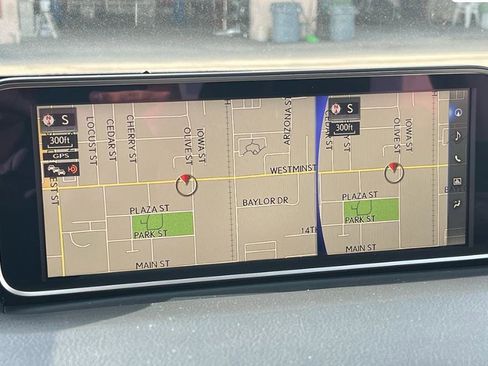 Used 2019 Lexus RX 350 w/ Luxury Package image 11