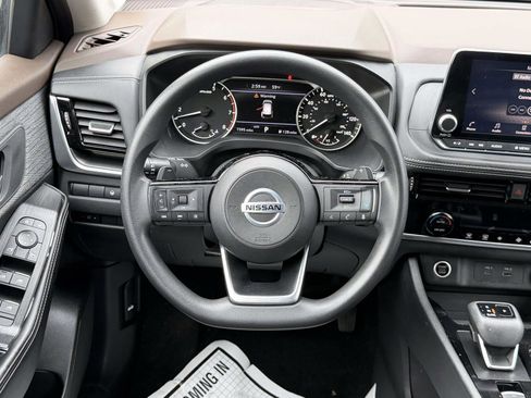 Used 2021 Nissan Rogue SV AWD/4WD image 14