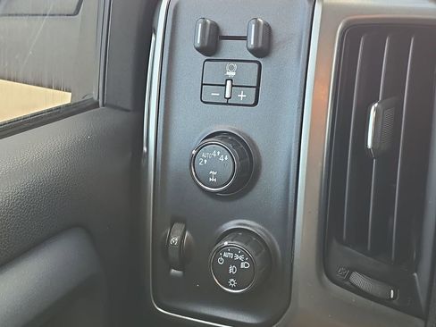 Certified 2017 Chevrolet Silverado 1500 LT w/ All Star Edition image 23