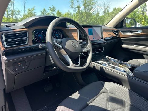 New 2026 Volkswagen Atlas SE AWD/4WD image 11