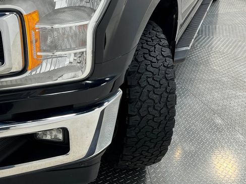 Used 2018 Ford F150 XLT w/ Equipment Group 302A Luxury AWD/4WD image 37
