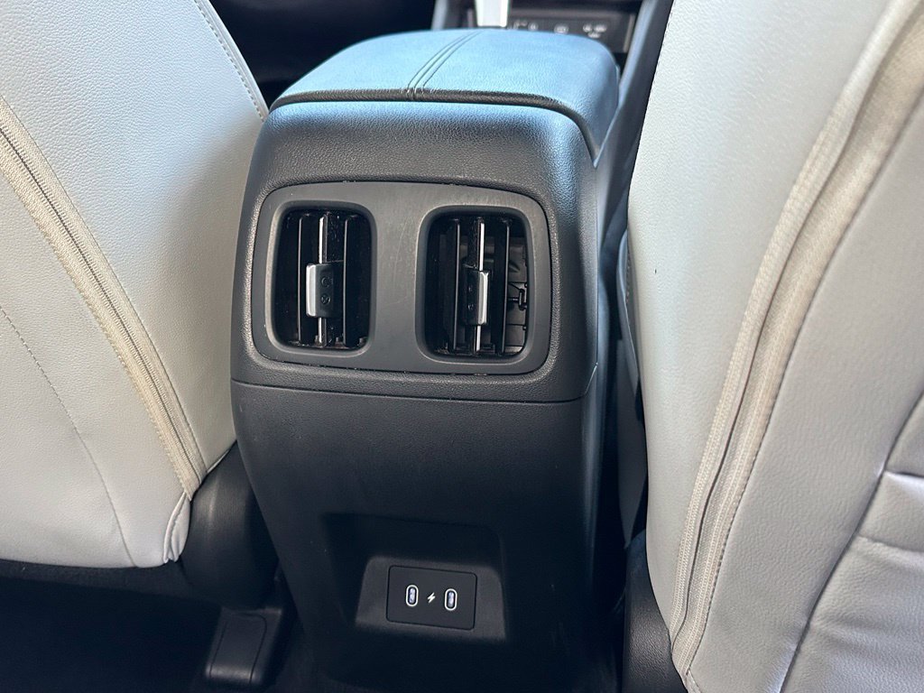 Used 2025 Hyundai Santa Cruz SEL AWD/4WD image 19