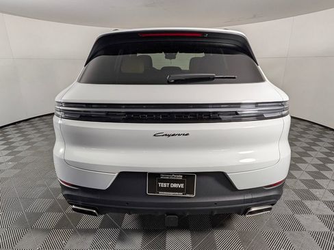 New 2026 Porsche Cayenne image 6