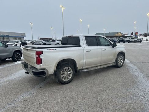 Used 2019 Chevrolet Silverado 1500 LTZ w/ LTZ Plus Package image 3