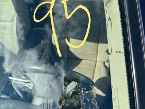 Used 2015 Mercedes-Benz ML 350 4MATIC image 28