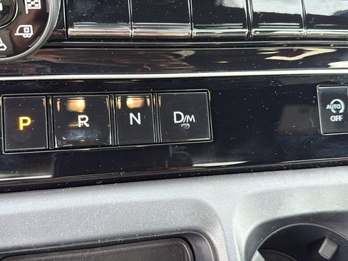 Certified 2025 Nissan Armada Platinum w/ Convenience Package image 16