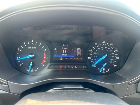 Used 2019 Ford Fusion S FWD image 14