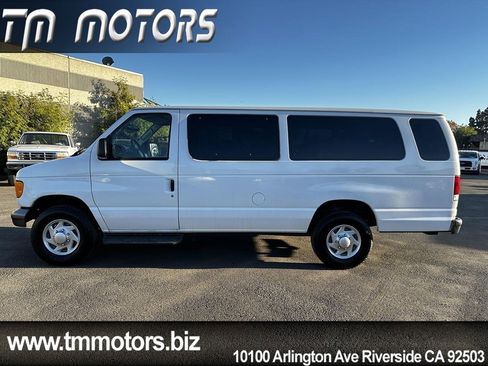 Used 2004 Ford E-350 and Econoline 350 XL image 3