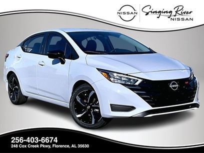 New 2025 Nissan Versa SR w/ Trunk Package