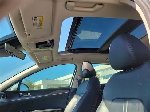 Used 2021 Kia K5 EX w/ EX Premium Package image 17