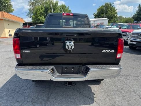 Used 2017 RAM 2500 SLT AWD/4WD image 3