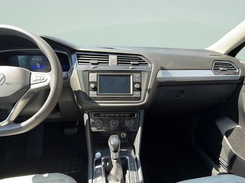 Used 2022 Volkswagen Tiguan S AWD/4WD image 11