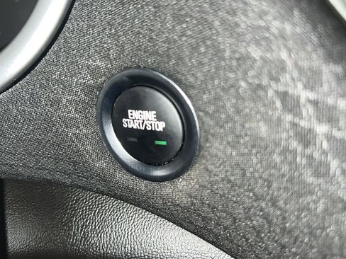 Used 2023 Chevrolet Malibu LT image 17