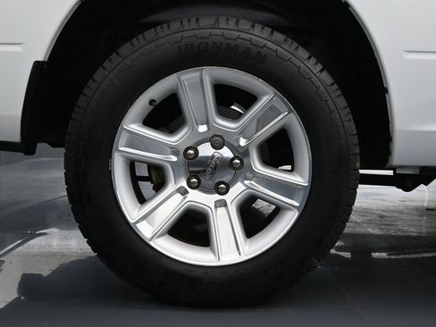 Used 2012 RAM 1500 Limited RWD image 18