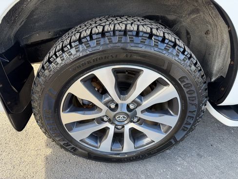 Used 2019 Toyota Sequoia Limited image 8