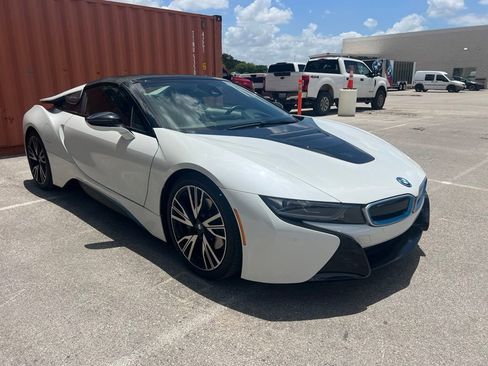 Used 2019 BMW i8 Roadster AWD/4WD image 2