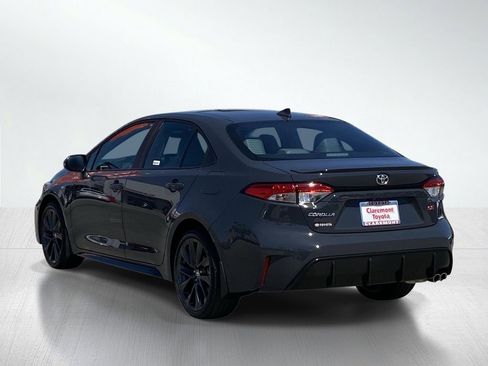 Certified 2026 Toyota Corolla SE FWD image 4