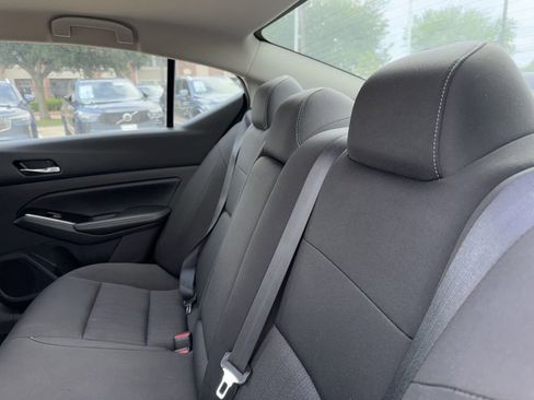 Used 2021 Nissan Altima 2.5 SV FWD image 6