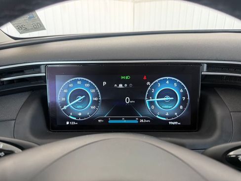 Used 2022 Hyundai Tucson SEL w/ Convenience + Premium Package FWD image 12