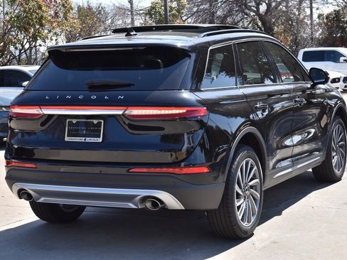 New 2026 Lincoln Corsair Reserve image 7