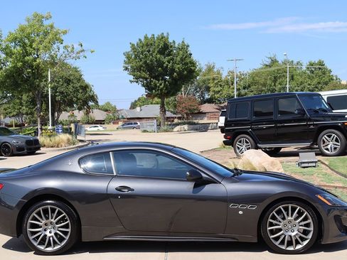 Used 2014 Maserati GranTurismo Sport image 5