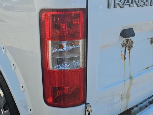 Used 2010 Ford Transit Connect XLT FWD image 32