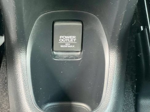 Used 2016 Honda HR-V LX image 24
